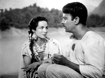 María Félix fue una gran actriz en México | Mezcalent
