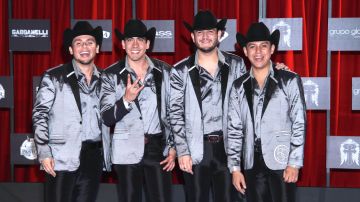 Calibre 50 tiene nuevo cantante | Mezcalent