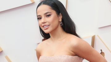 Becky G en los Oscar 2022