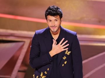 Sebastián Yatra en los Premios Oscar 2022