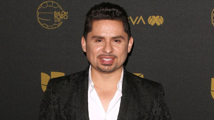 Larry Hernández