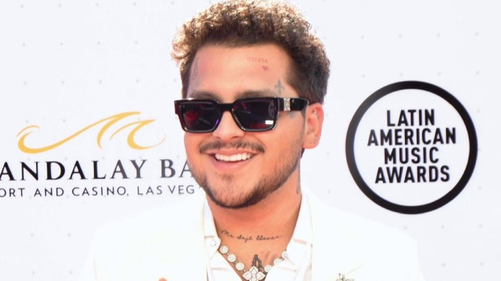 Christian Nodal en los Latin AMAs 2022