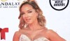 Adamari López en la alfombra roja de los Latin AMAs 2022