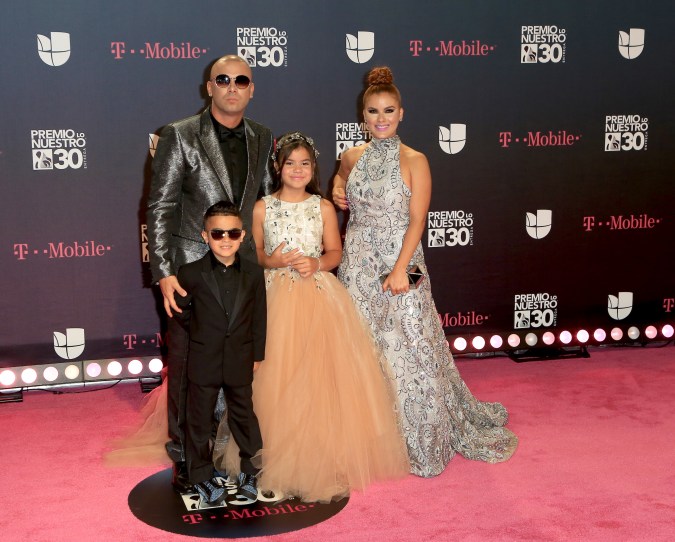 Wisin y su familia