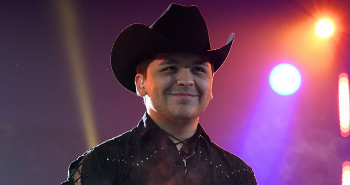 Christian Nodal en Premios Juventud 2019