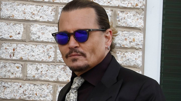 Johnny Depp durante su llegada a la corte