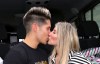 Chyno Miranda y Natasha Araos