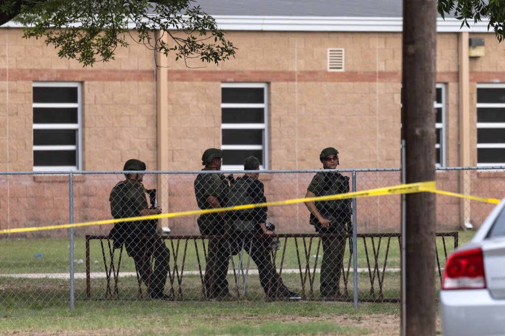 Tiroteo en escuela primaria de Texas