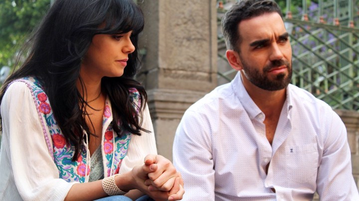 Marcus Ornellas y Livia Brito en 'Mujer de Nadie' | Mezcalent