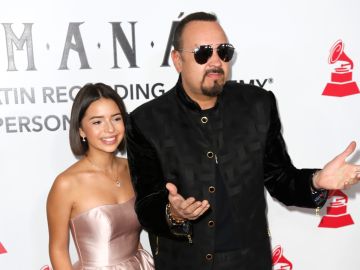 Pepe Aguilar y su hija Ángela