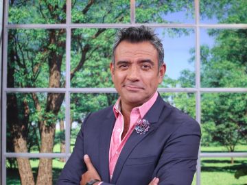 Héctor Sandarti, presentador de televisión