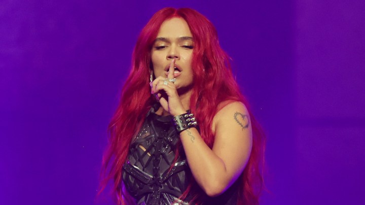 Karol G en su gira "Strip Love" 2022.