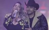 Chiquis Rivera junto a Espinoza Paz en Premios de la Radio 2022.