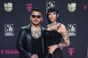 Christian Nodal y Cazzu en Premio Lo Nuestro 2023.