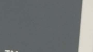 Chris Brown, cantante estadounidense.