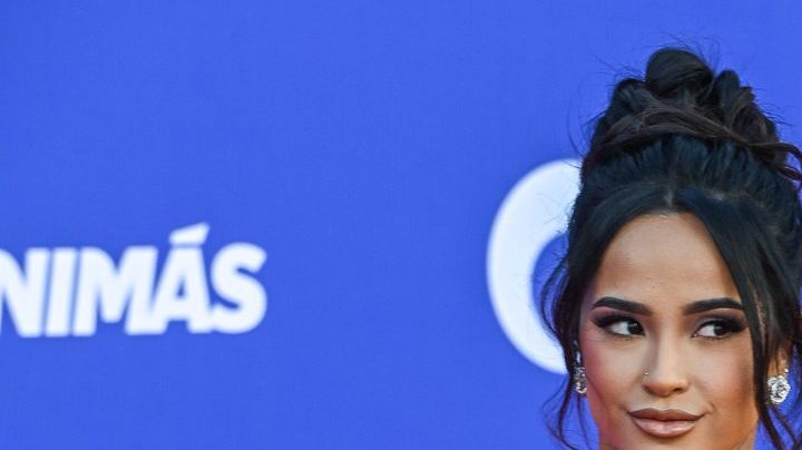 Becky G en los Latin AMAS 2023.