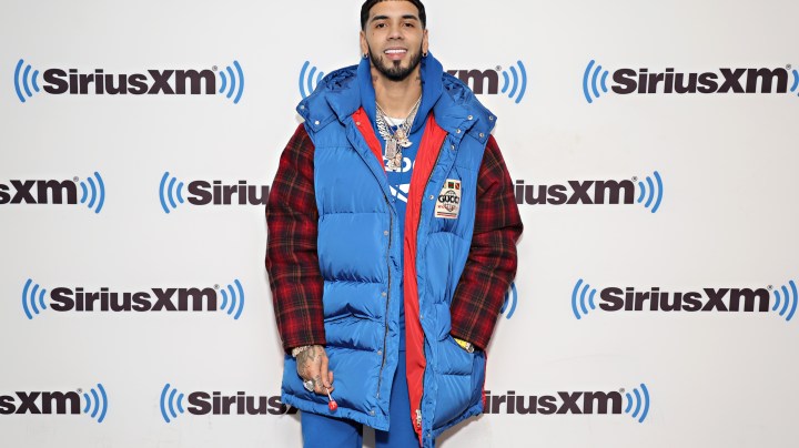 Anuel AA lanzará una línea de zapatos próximamente | (Photo by Cindy Ord/Getty Images for SiriusXM)