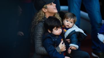 Shakira y sus hijos de pequeños | Photo by David Ramos/Getty Images)