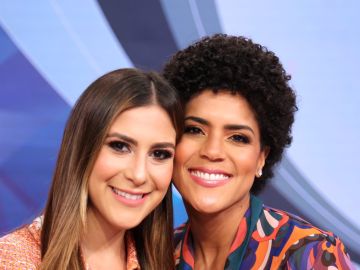 Jessica Rodríguez y Francisca, presentadoras de 'Despierta América'.
