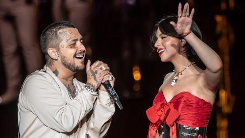 Christian Nodal y Ángela Aguilar en el Foro Sol.