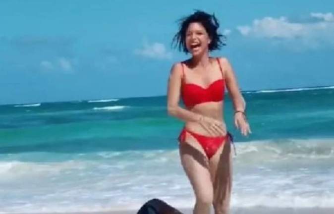Ángela Aguilar, cantante mexicana.