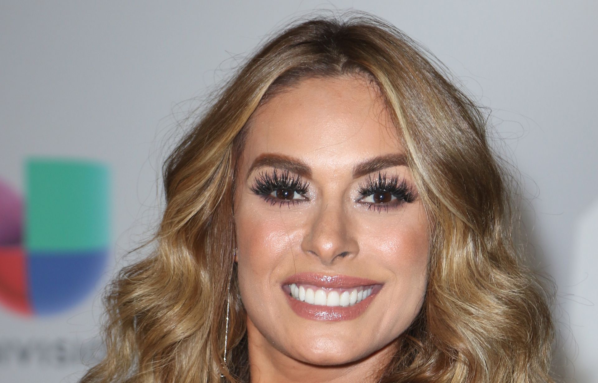 Galilea Montijo habla del modelo español Isaac Moreno: ‘No es un