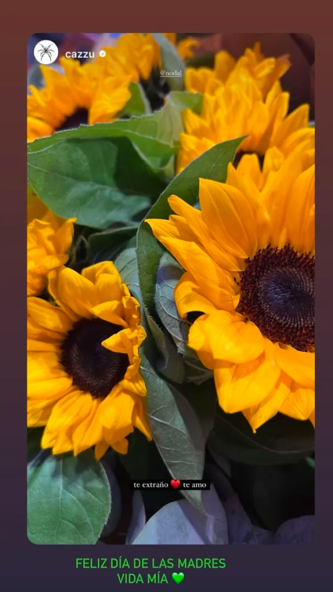 Christian Nodal sorprende a Cazzu con un espectacular regalo del Día de la Madre