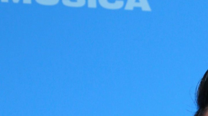 Carlos Adyan, presentador de televisión.