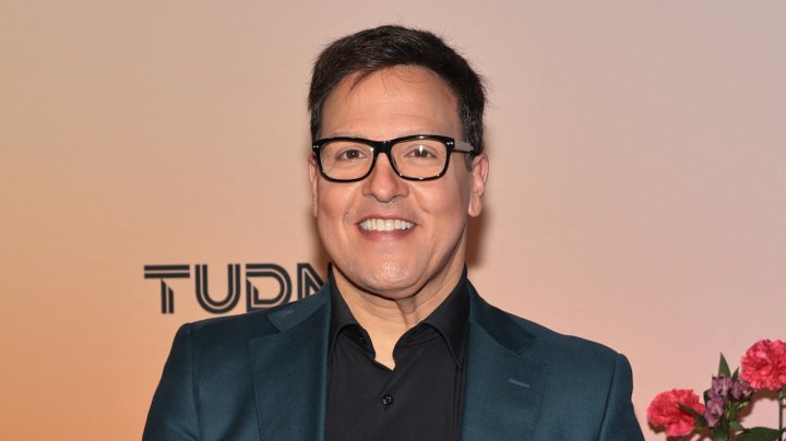 Raúl González, presentador venezolano de televisión.