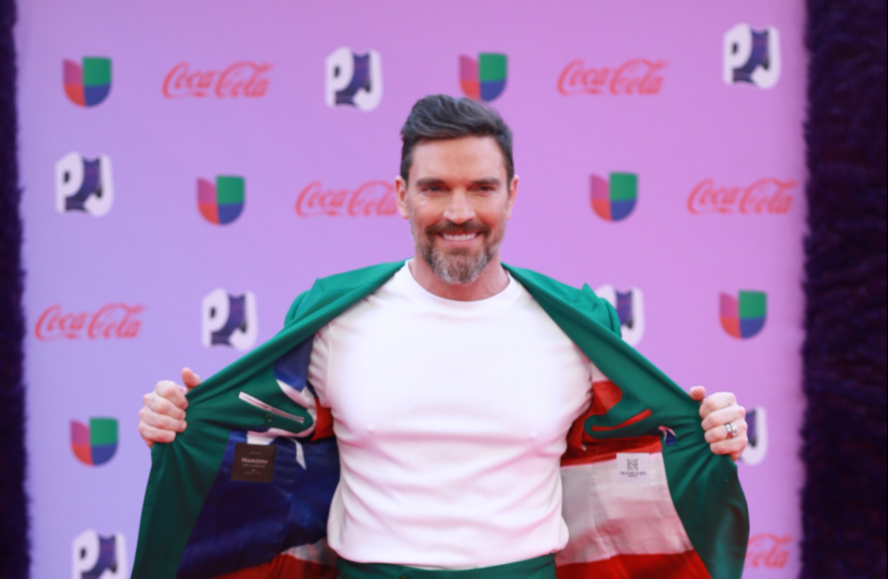 Julián Gil en Premios Juventud