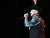 Christian Nodal presumió su figura frente al espejo