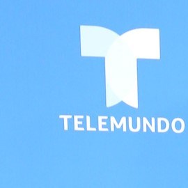 Aleyda Ortiz continúa formando parte del equipo de conductores de En Casa con Telemundo