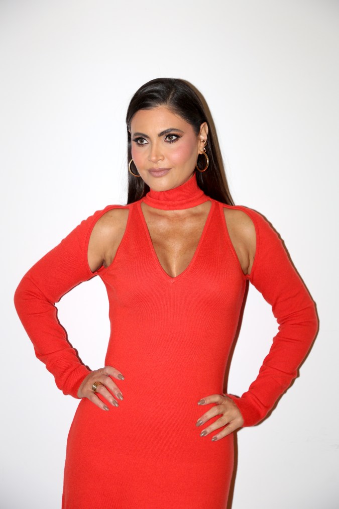Chiquinquirá Delgado con un elegante look para anunciar detalles de la nueva temporada de 'Mira Quién Baila'.