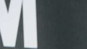 AylÍn Mujica es una de las conductoras de 'La Mesa Caliente', programa de Telemundo.