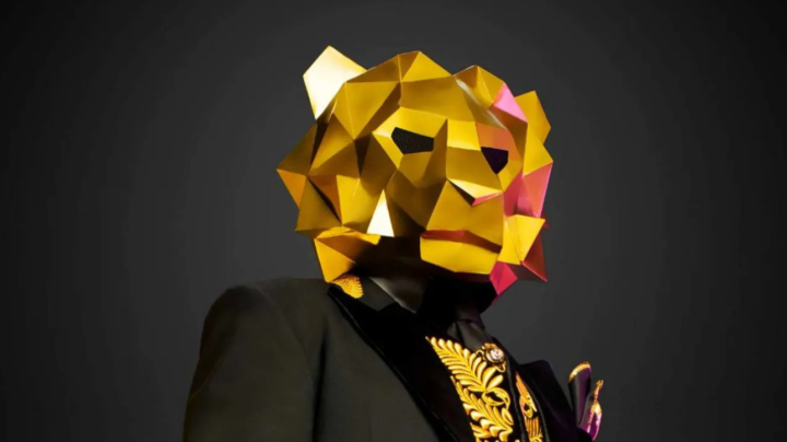 Rafael Nieves, Julia Gama y Douglas Castillo enfrentaron un duro enfrentamiento en 'Los 50'