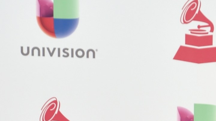 Carlos Calderón se estrenó este 14 de agosto en Telemundo luego de salir de 'Despierta América'