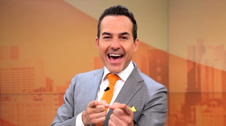 Carlos Calderón, presentador de televisión.