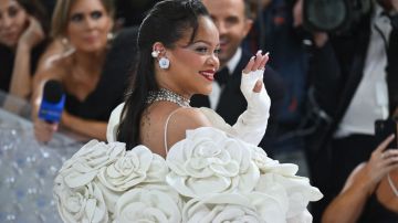 Cantante Rihanna dio a luz a su segundo bebé