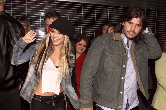 Shakira y Antonio de la Rúa en 2001