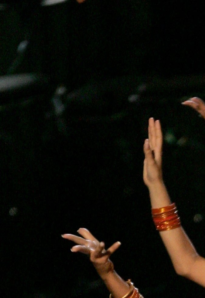 Shakira durante su presentación en los VMA's 2006