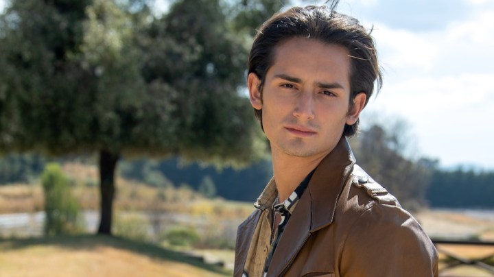 Emilio Osorio protagonizó un controversial momento en un encuentro con los reporteros