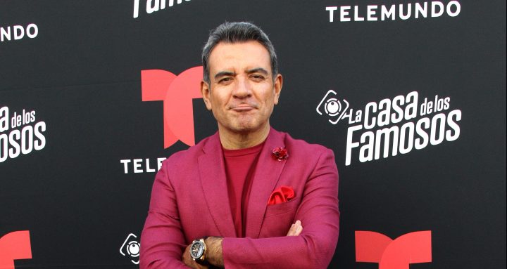 Héctor Sandarti.