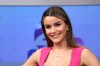 Clarissa Molina se destapó con la revista Hola USA