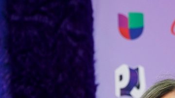 Raúl De Molina junto a su esposa.