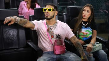 Anuel AA y Laury Saavedra.