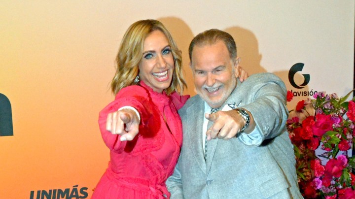 Lili Estefan y Raúl de Molina, presentadores de 'El Gordo y la Flaca'.