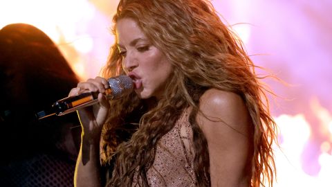 Shakira causó sensación con el estreno de 'El Jefe' junto a Fuerza Regida