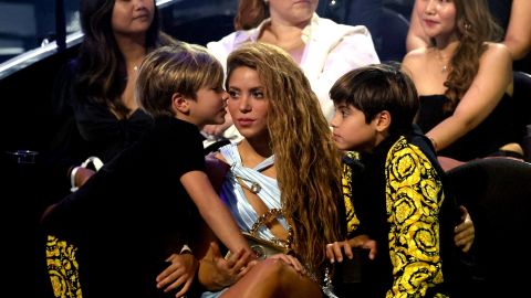 Shakira mencionó a la niñera de sus hijos en su nueva canción
