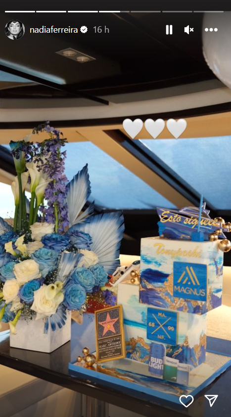 Marc Anthony y Nadia Ferreira.