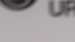 Natanael Cano se cayó del escenario